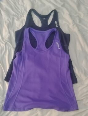 2XU Purple Racerback And Navy Performance Tank Tops